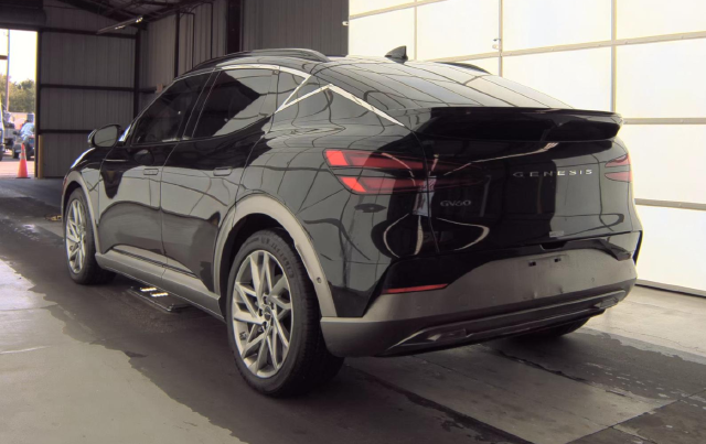 2023 Genesis GV60 Advanced — photo 4 of 8