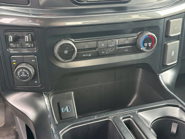 2023 Ford F-150 XL — photo 12 of 17
