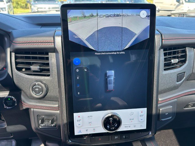 2023 Ford Expedition Max Limited — photo 35 of 39