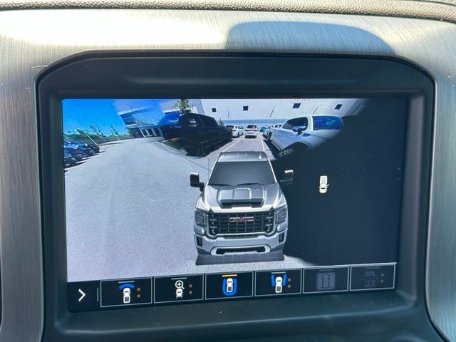 2023 GMC Sierra 3500HD Denali — photo 29 of 33