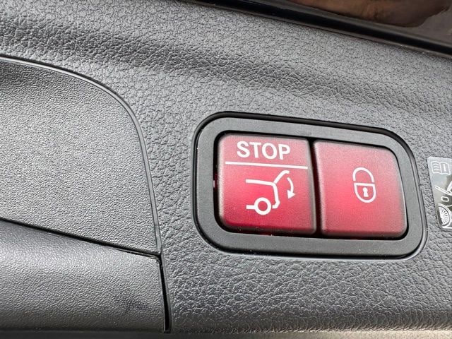 2025 Mercedes-Benz GLE GLE 350 — photo 11 of 30