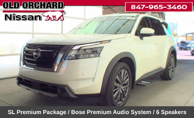 2024 Nissan Pathfinder SL