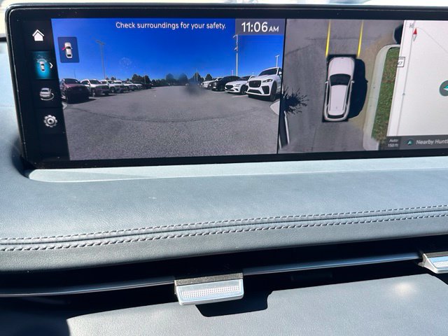 2023 Genesis GV70 2.5T — photo 34 of 41