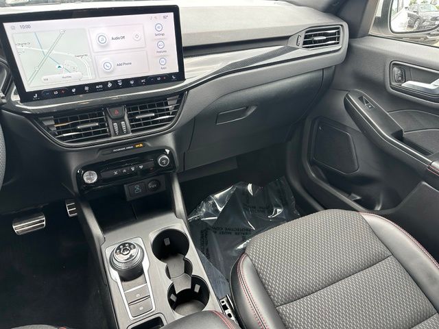 2023 Ford Escape ST-Line Select — photo 16 of 30