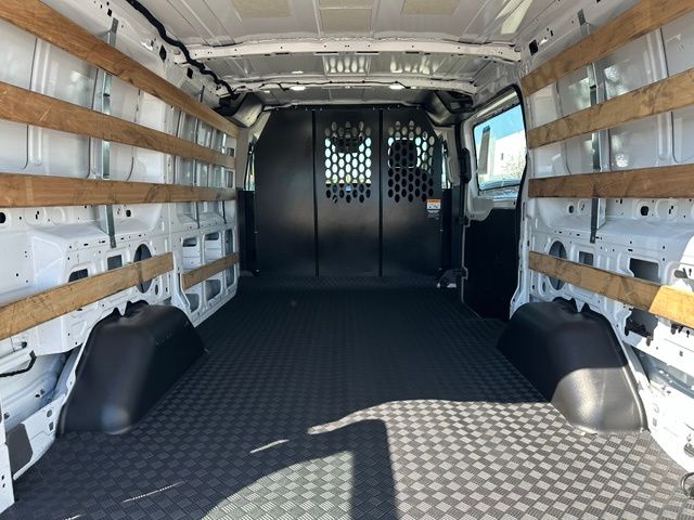 2025 Ford Transit-250 Base — photo 13 of 22