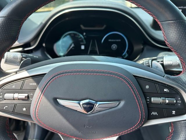 2023 Genesis GV70 2.5T — photo 34 of 37