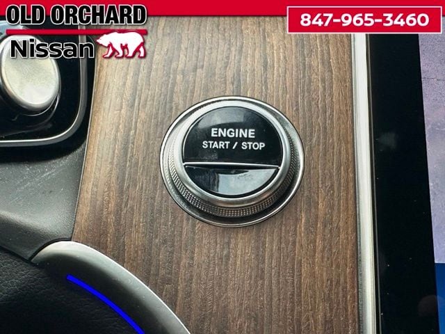 2025 Mercedes-Benz GLC GLC 350e — photo 18 of 23