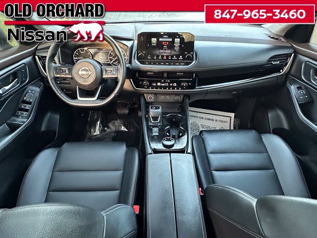 2023 Nissan Rogue SL — photo 15 of 22