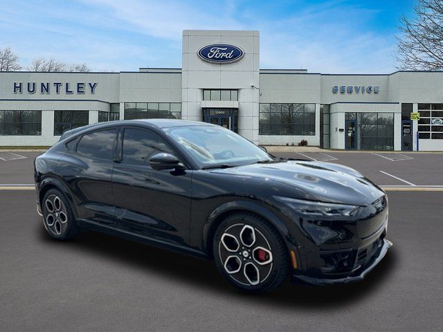 2023 Ford Mustang Mach-E GT — photo 4 of 31
