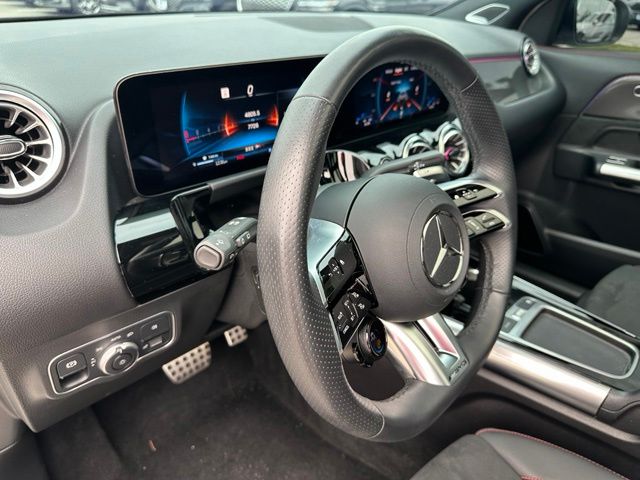 2025 Mercedes-Benz GLA GLA 35 AMG — photo 20 of 30