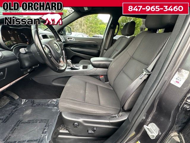 2020 Jeep Grand Cherokee Laredo E — photo 11 of 22