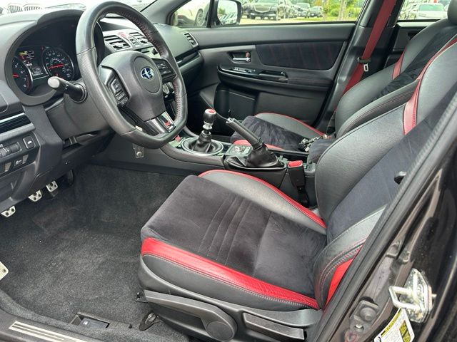 2019 Subaru WRX STi — photo 16 of 31