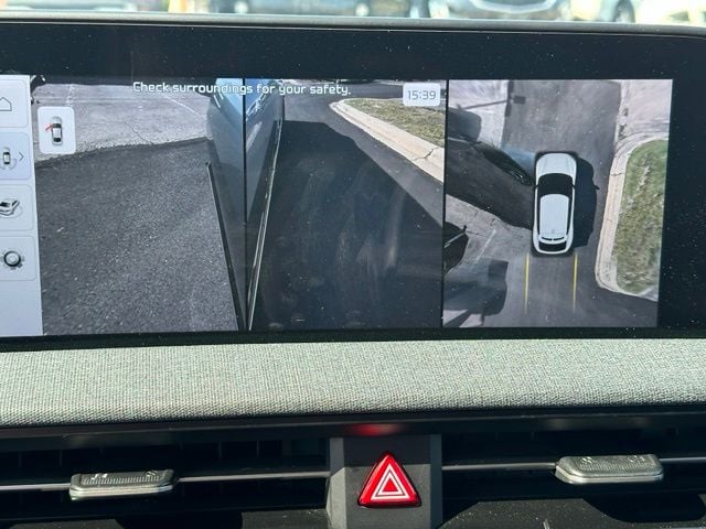 2023 Kia EV6 Wind — photo 25 of 33