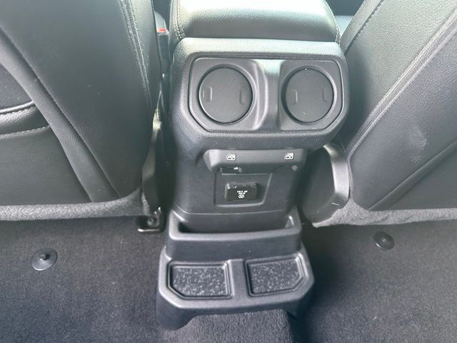 2021 Jeep Wrangler Unlimited Sahara — photo 16 of 28