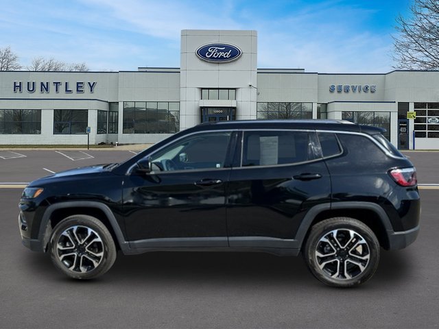 2022 Jeep Compass Limited — photo 6 of 25