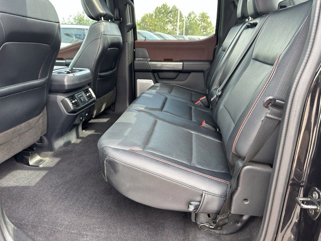 2023 Ford F-150 Lariat — photo 8 of 30