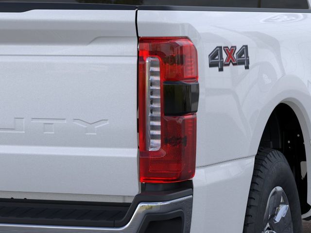 2026 Ford F-350SD Lariat — photo 22 of 52