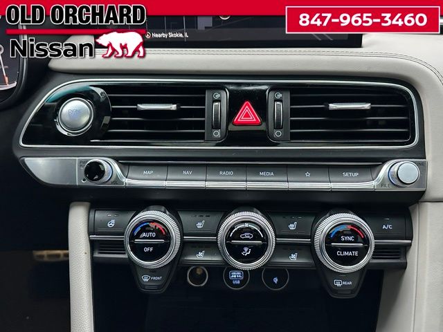 2023 Genesis G70 3.3T — photo 18 of 20