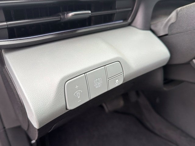 2025 Hyundai Elantra Hybrid Limited — photo 19 of 26