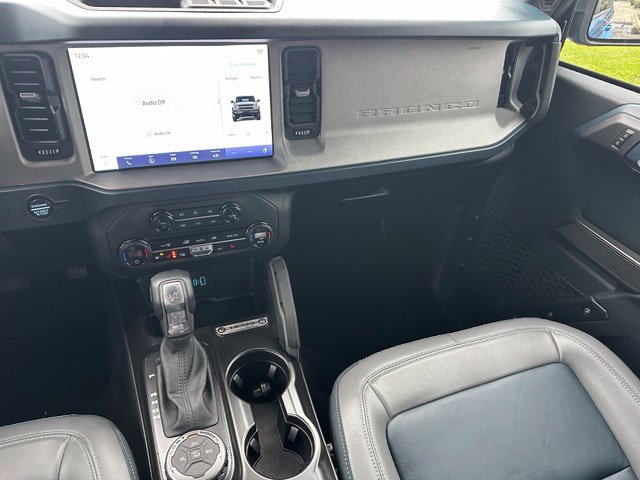 2024 Ford Bronco Outer Banks — photo 14 of 31