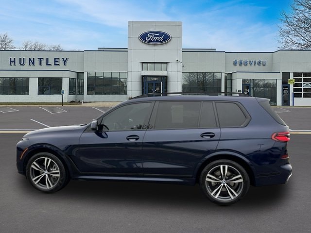 2023 BMW X7 xDrive40i — photo 7 of 36