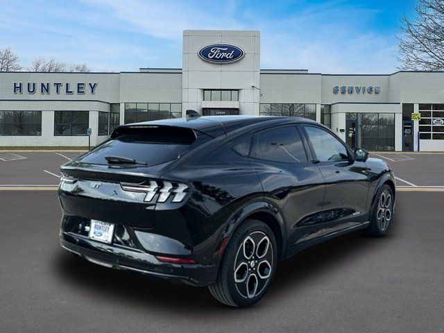 2022 Ford Mustang Mach-E GT — photo 5 of 38