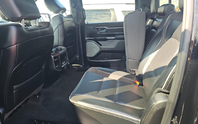 2025 Ram 1500 Laramie — photo 8 of 8
