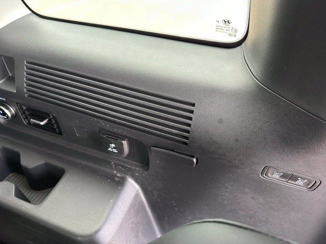 2025 Hyundai Santa Fe XRT — photo 14 of 31