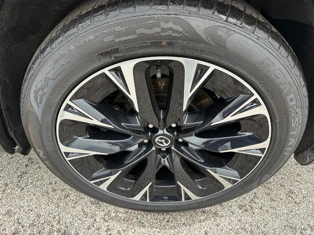2024 Mazda CX-90 Phev Premium Plus — photo 8 of 31