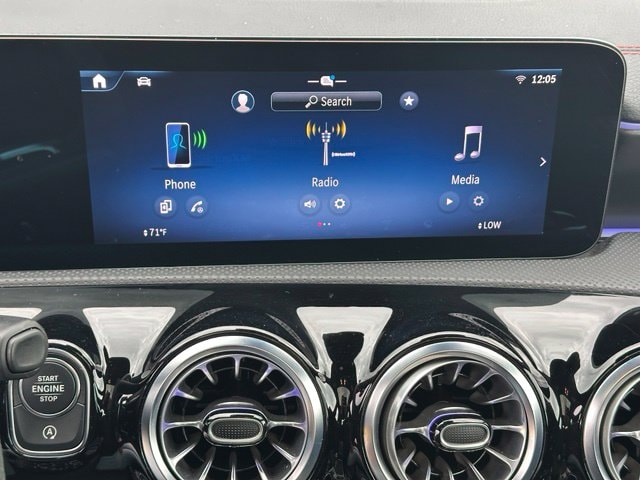 2025 Mercedes-Benz CLA CLA 35 AMG® — photo 26 of 31