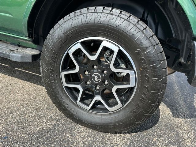 2023 Ford Bronco Outer Banks — photo 8 of 25