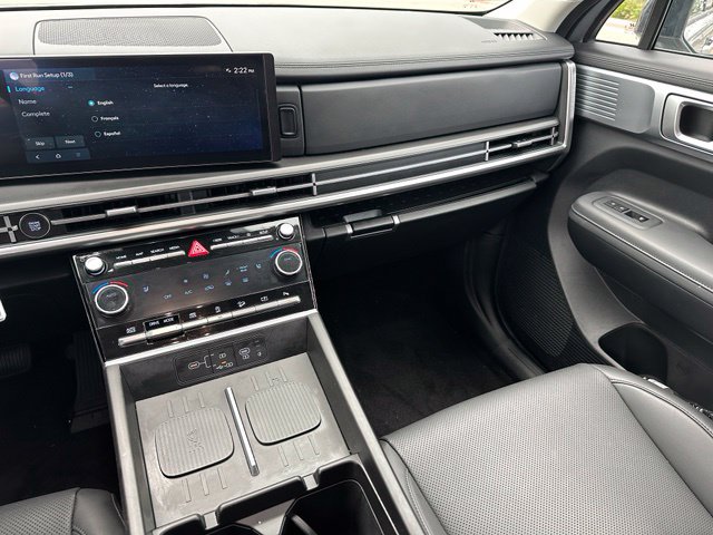 2025 Hyundai Santa Fe XRT — photo 18 of 31