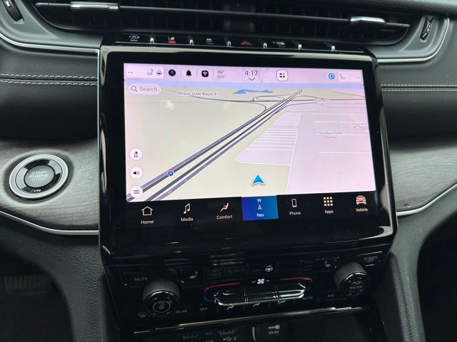 2023 Jeep Grand Cherokee L Limited — photo 22 of 26