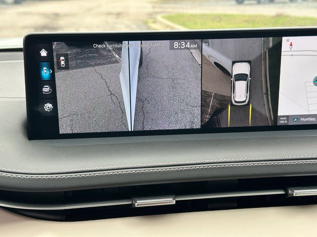 2025 Genesis GV70 3.5T Sport — photo 31 of 41