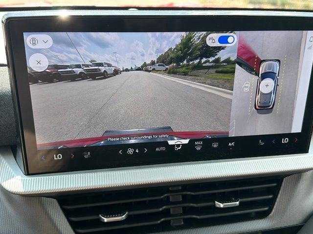 2026 Ford Explorer ST — photo 27 of 33
