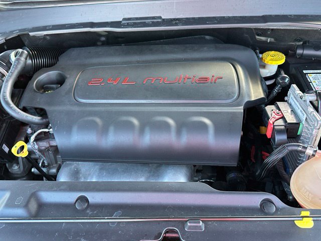 2022 Jeep Compass Limited — photo 8 of 25