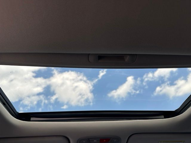 2024 Kia Telluride S — photo 17 of 52