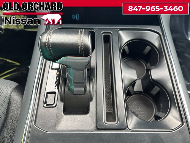 2023 Ford F-150 Lightning Lariat — photo 20 of 24