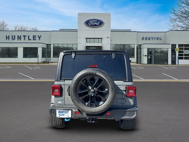2023 Jeep Wrangler Sahara 4xe — photo 5 of 34
