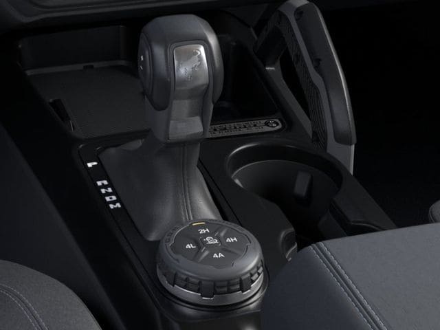 2026 Ford Bronco Outer Banks — photo 17 of 57