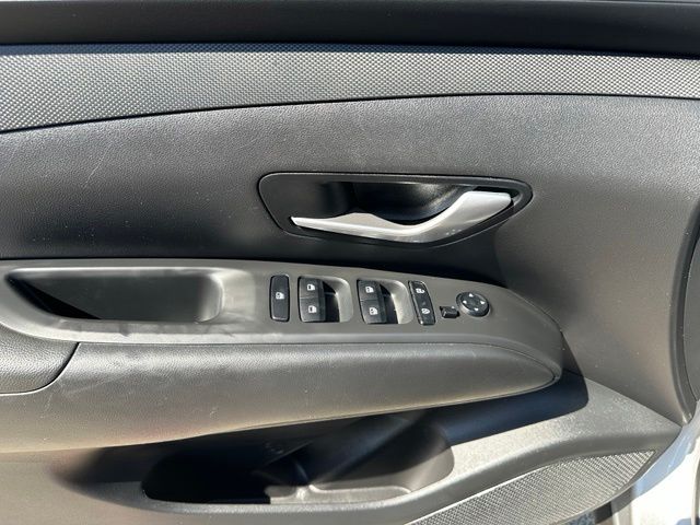2024 Hyundai Tucson Hybrid Blue — photo 19 of 28