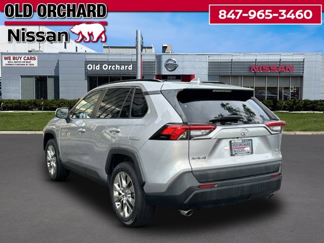 2021 Toyota RAV4 XLE Premium — photo 4 of 22