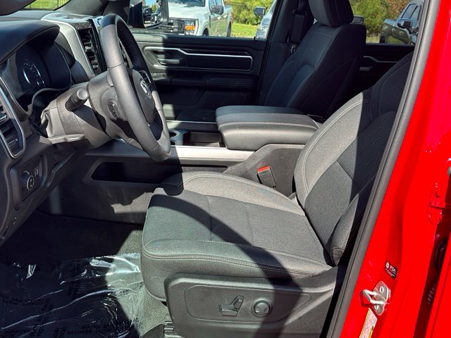 2024 Ram 1500 Big Horn/Lone Star — photo 15 of 26
