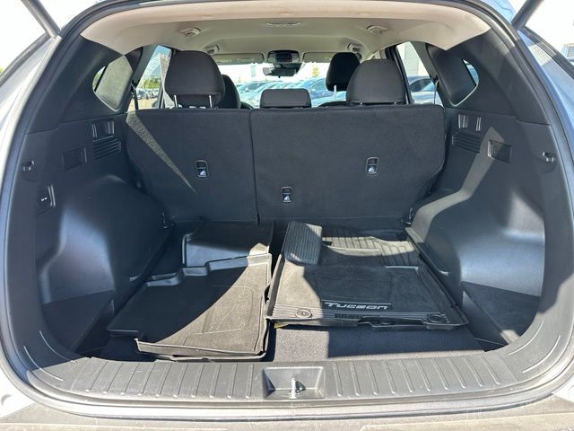2024 Hyundai Tucson Hybrid Blue — photo 12 of 28