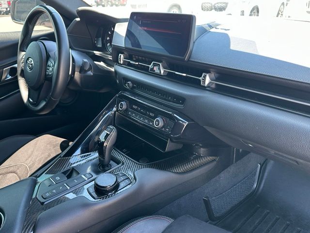 2021 Toyota Supra 2.0 — photo 10 of 37