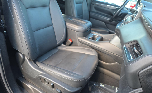 2022 Chevrolet Tahoe Z71 — photo 6 of 10