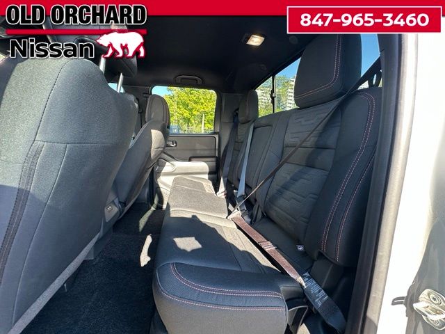 2025 Nissan Frontier PRO-4X — photo 15 of 22