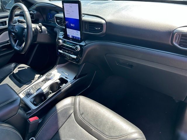 2023 Ford Explorer ST — photo 9 of 36