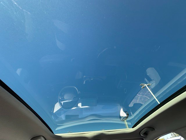 2023 Hyundai IONIQ 5 Limited — photo 17 of 38
