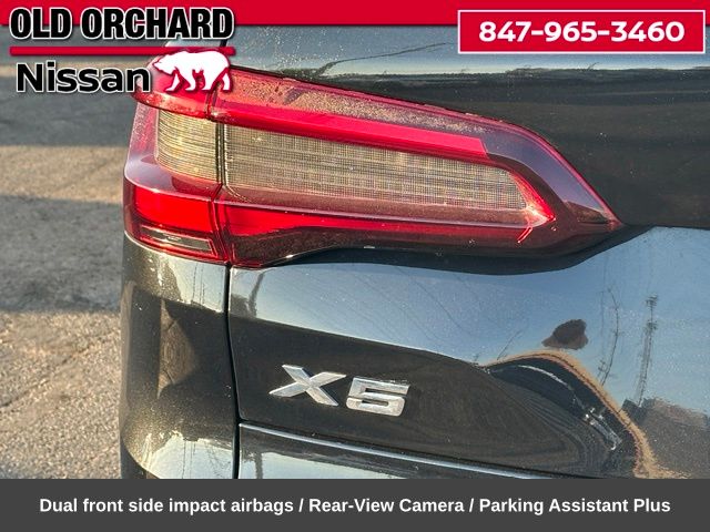 2022 BMW X5 xDrive45e — photo 10 of 25
